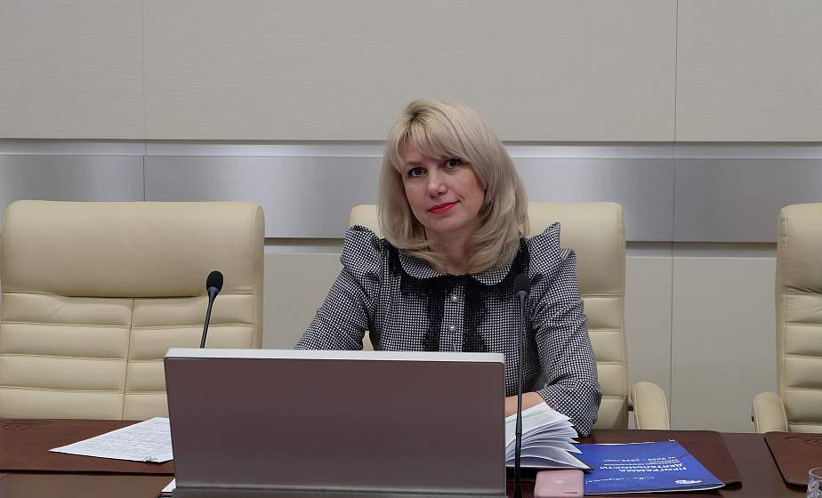 Нам, гражданам страны, предстоит сделать очень серьезный, важный, во многом определяющий выбор