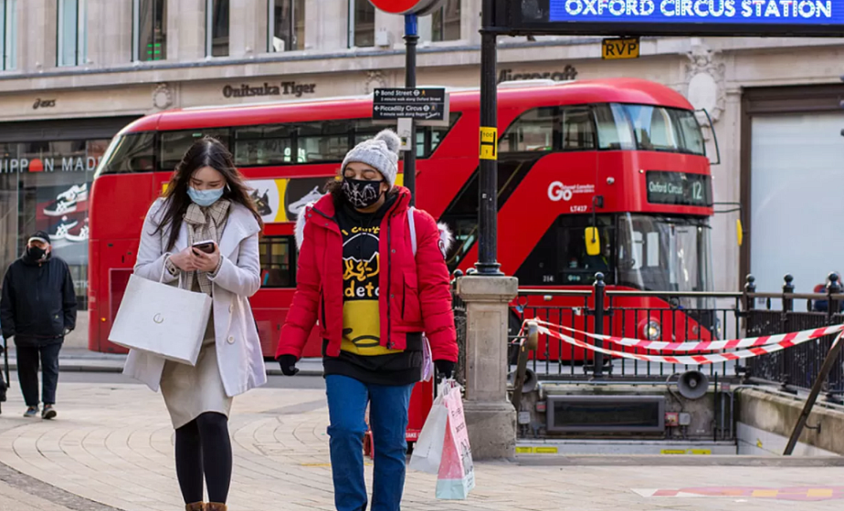 Работать просто некому! Страны Европы вынуждены смягчать ковидные ограничения