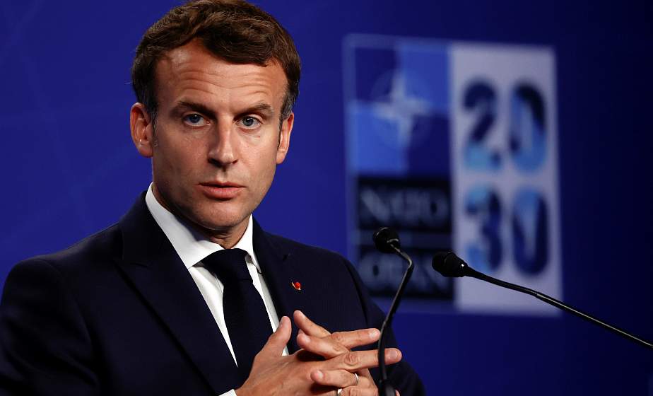 Эммануэль Макрон созывает заседание совета по обороне из-за ситуации в Украине