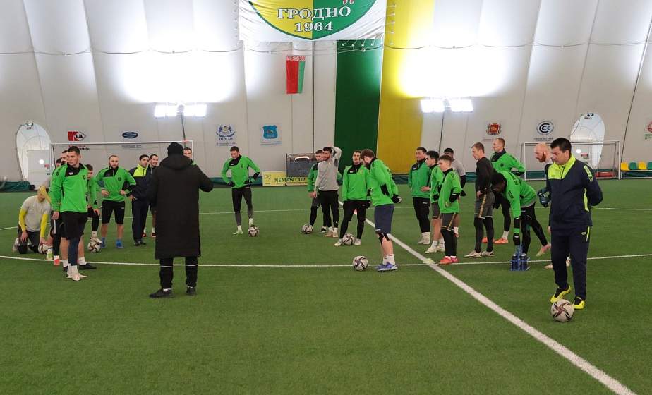 Футбольный «Неман» стартовал с победы в Кубке. В воскресенье команда проведет первый гостевой матч в сезоне