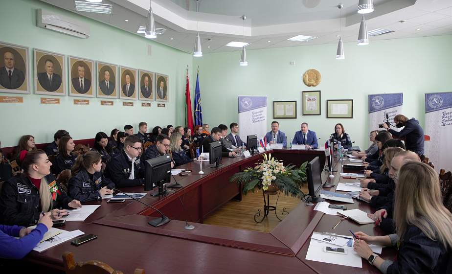 Республиканский семинар-практикум по вопросам подготовки руководителей штабов студотрядов стартовал в Гродно