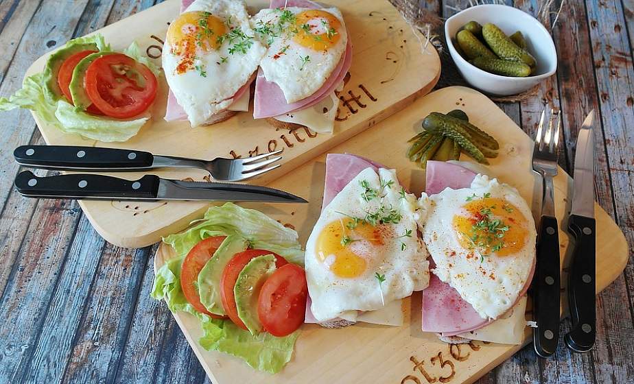 Диетолог развеяла популярный миф о яичных желтках