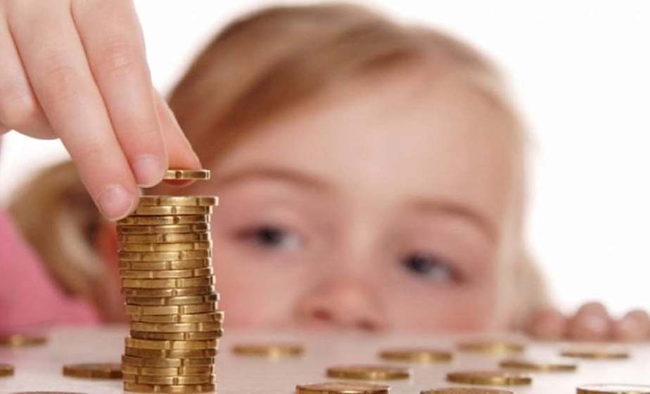 Отцы и дети. На вопросы об уплате алиментов отвечает юрист