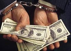 В Гродно студент украл у пенсионерки 5 тысяч долларов