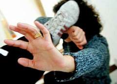 В Лиде девушка стала жертвой хулигана