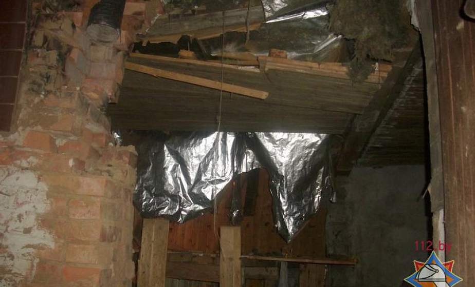 В Лиде двое мужчин пострадали при взрыве отопительного котла в бане