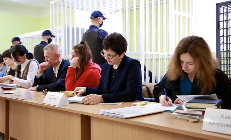 Вину отрицает. Владимир Гундарь ответил в суде на вопросы своего адвоката