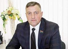 Для власти нет мелких проблем, каждый вопрос необходимо внимательно и глубоко изучать, находя пути решения