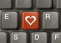 Житель Дятлово лишился 35 миллионов рублей, поверив "незнакомке из Португалии"