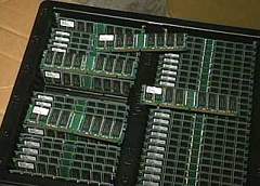 В пункте таможенного досмотра "Привалка" задержана партия компьютерных комплектующих на Br8,8 млрд.