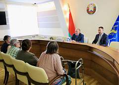 Внимание власти – благодарность людей. Слонимчане поблагодарили Совет Республики за оказанную помощь 