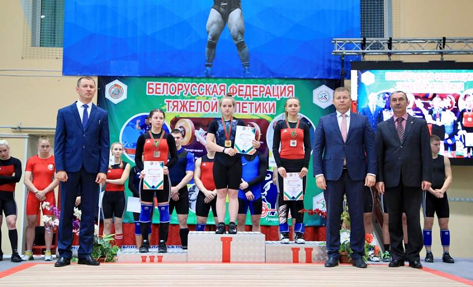 Гродно принял чемпионат Беларуси по тяжелой атлетике