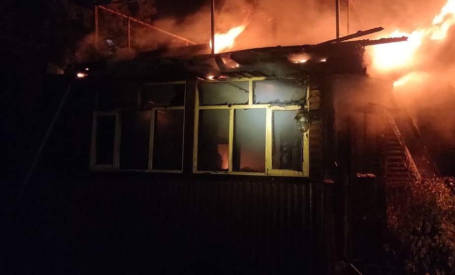В Гродненском районе произошел пожар в дачном доме из-за перекала камина