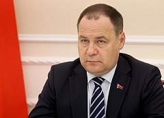 Роман Головченко: "В этом году будет реконструировано порядка 800 километров республиканских и около 1 400 километров местных дорог"