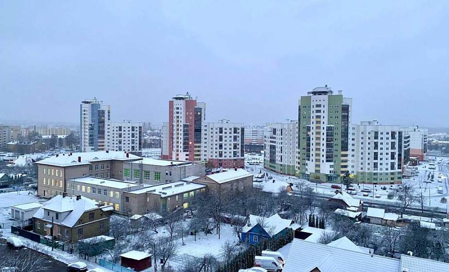 Фотофакт. Первый снег выпал в Гродно