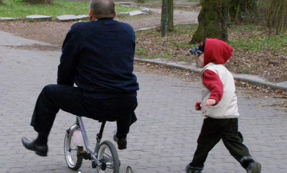В Гродно бомж отобрал у ребенка велосипед и попытался скрыться 