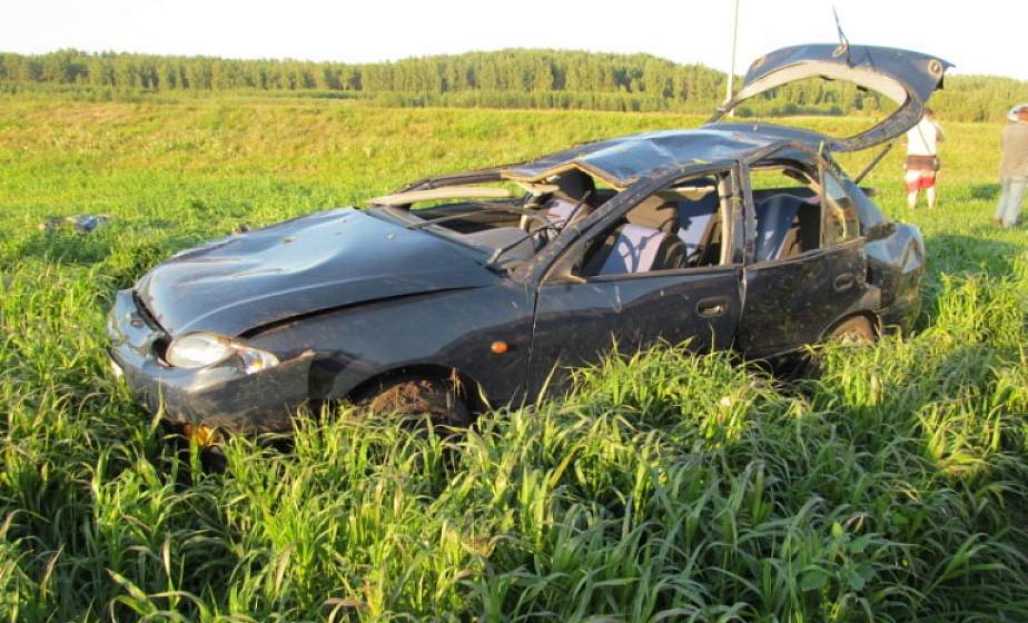 В Волковысском районе женщина уснула за рулем: один человек погиб