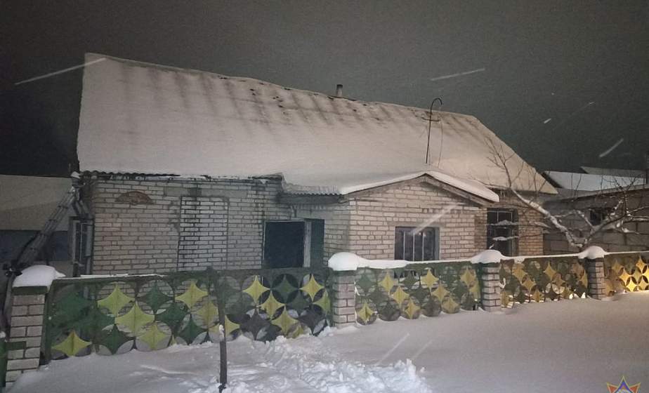 В Новогрудском районе на пожаре погиб человек