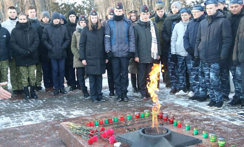 Молодежь Лидчины поддержала патриотический флешмоб «Славе – не меркнуть. Традициям – жить!»