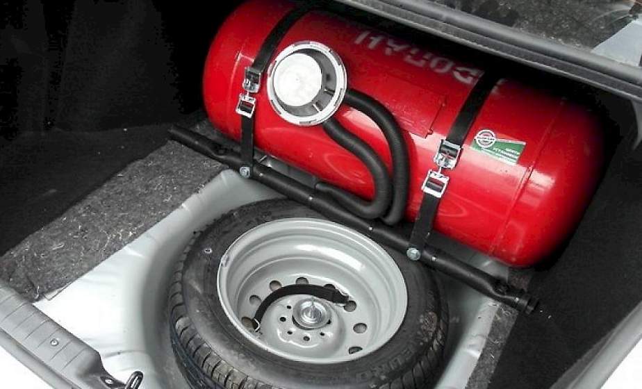 В Волковыске водитель предприятия похитил 580 литров топлива