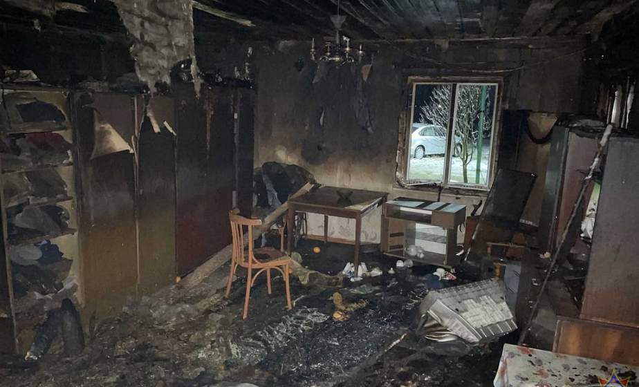 В жилом доме в Щучине из-за неосторожного курения произошел пожар