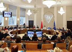 Действовать более активно и привлекать молодежь. Итоги работы областной структуры РГОО «Белорусское общество «Знание» подвели в Гродно