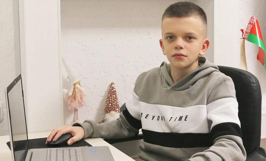 Гимназист-восьмиклассник Данила Касперчук учится программированию и создает компьютерные игры
