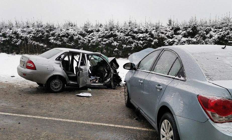 В Новогрудском районе произошло ДТП, в котором погибли двое сотрудников милиции