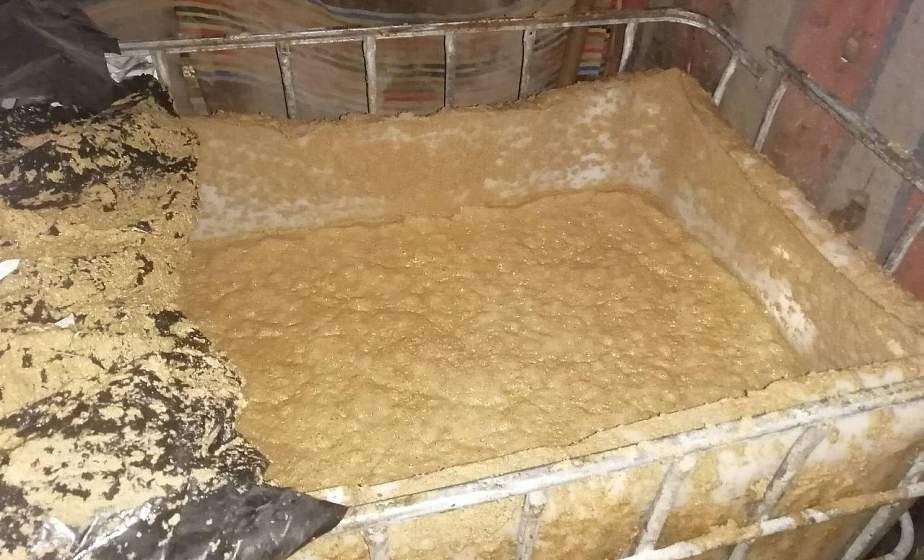 В Свислочском районе у местного жителя изъяли 1,3 т браги