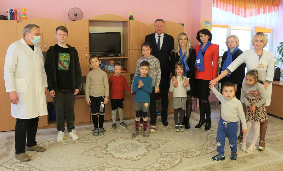 Представители прокуратуры области посетили областной центр медицинской реабилитации детей-инвалидов 