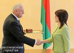 Премьер-министр Беларуси вручил госнаграды заслуженным людям страны