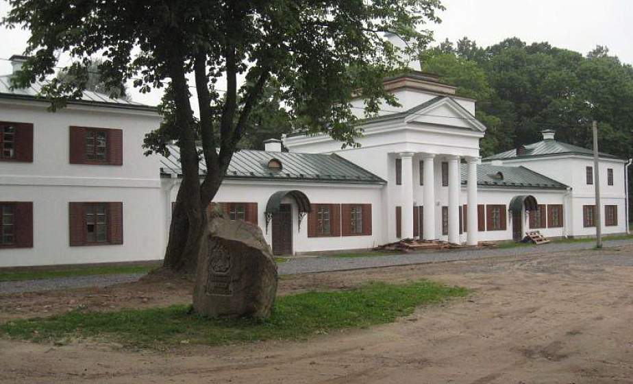 В сентябре на Гродненщине откроются: детская амбулатория в Ольшанке и музей-усадьба Огинского в Залесье