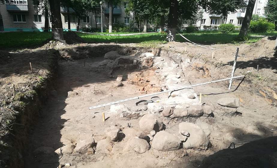 В Лиде ведутся археологические раскопки