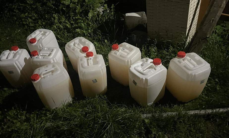 Щучинские правоохранители ликвидировали мини-завод по производству самогона