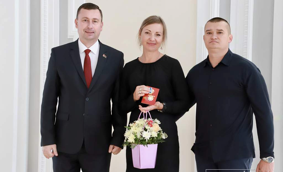 В Гродно в канун Дня матери чествовали многодетные семьи