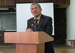 Благодаря Октябрьской революции впервые родилось государство, воплотившее самую сокровенную мечту человечества – мечту о справедливости, равенстве и братстве