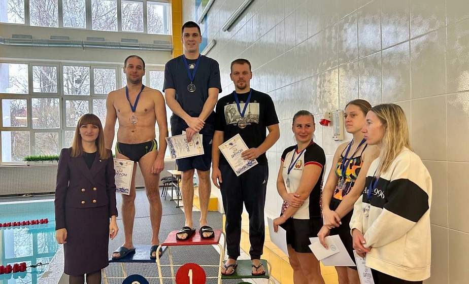 В Гродно прошел профсоюзный турнир по плаванию 