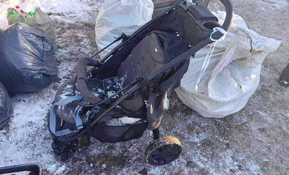 Пьяный гродненец  украл детскую коляску из подъезда