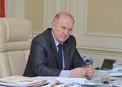 Председатель областного исполнительного комитета Владимир Кравцов ответил на вопросы жителей Гродненщины во время прямой телефонной линии