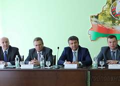 В Мостах прошел первый бизнес-форум