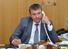 Прямую линию провел заместитель председателя облисполкома Юрий Шулейко