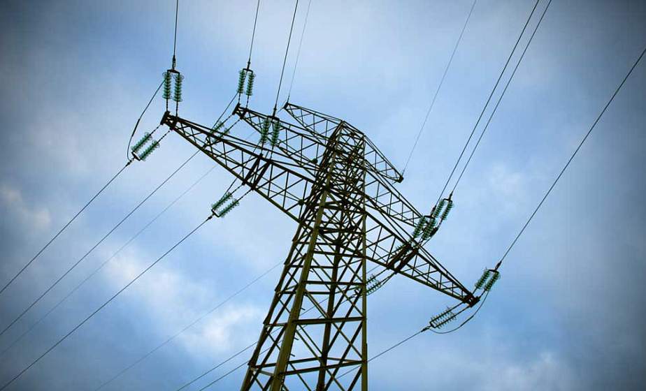 В Гродненской области восстанавливают электроснабжение после прошедшего грозового фронта