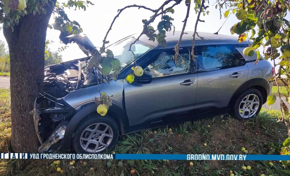 Потерял сознание за рулем. В Зельвенском районе произошло ДТП