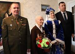 Ветерана Великой Отечественной войны Марию Патлатенко поздравили с юбилеем
