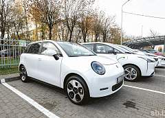 Гродненцы все чаще покупают электромобили. Чем они лучше обычных авто?