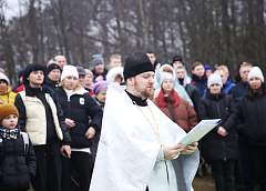Православные Крещенские купания проходят на Юбилейном озере