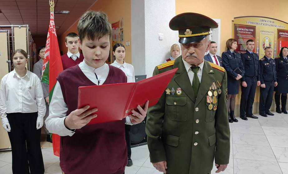 В Мостах прошло торжественное открытие военно-патриотического клуба «Витязь»