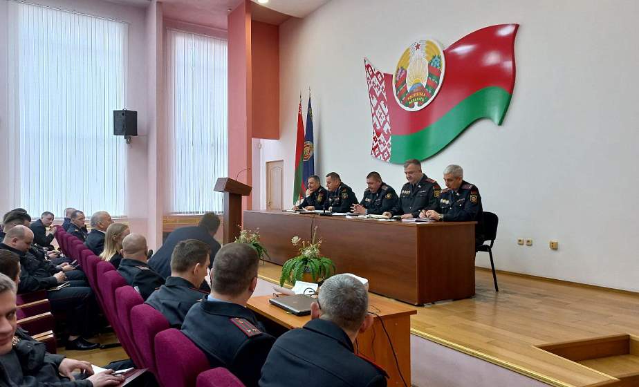 Сотрудники УВД Октябрьского района встретились с представителями БРСМ