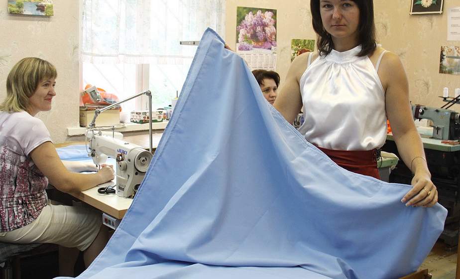 Несгораемое постельное белье шьют в Щучинском ком­б­и­на­те надомного труда Бе­ло­рус­ско­го общества инвалидов