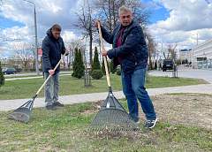 Вместе ЗА чистый город. Гродненцы заблаговременно навели порядок на рабочих местах и во дворах
